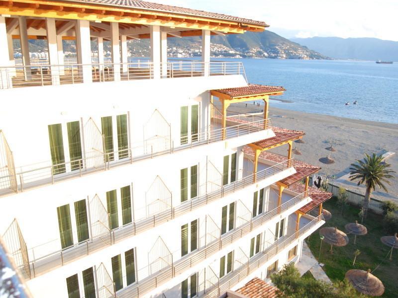 Europa Grand Resort Vlore Exterior photo